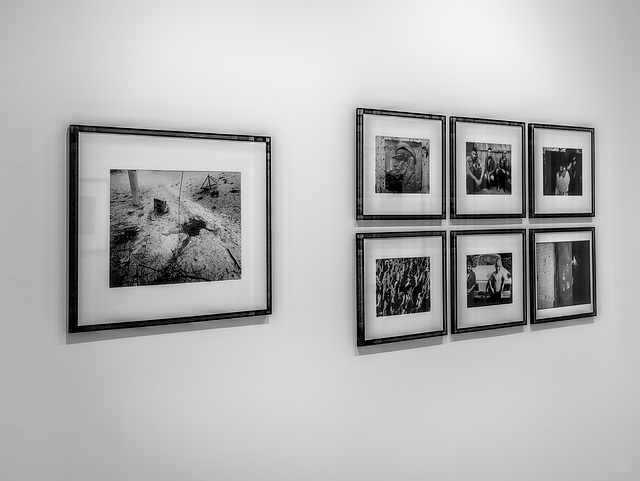 Photo d'exposition "Monuments" au Centre Régional de la Photographie de Douchy-Les-Mines, Hauts de France