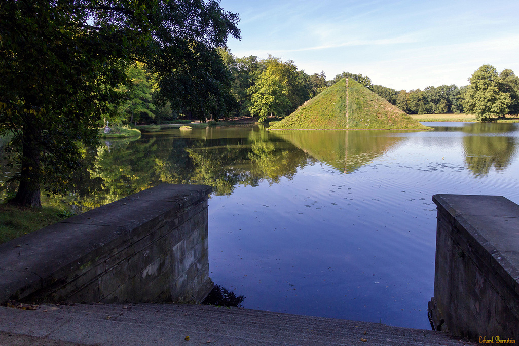 Die Seepyramide im Park von Schloss Branitz (PiP: making of)