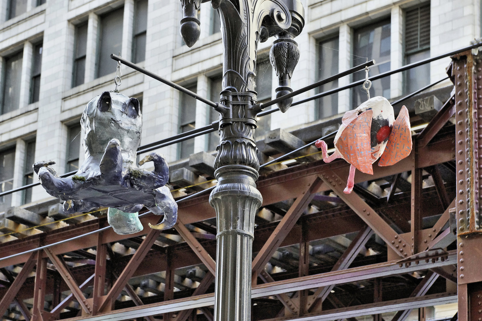 Elevated Art – North Wabash Avenue, Chicago, Illinois, United States