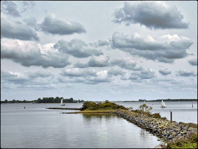 Entre eau et nuages Entre eau et nuages