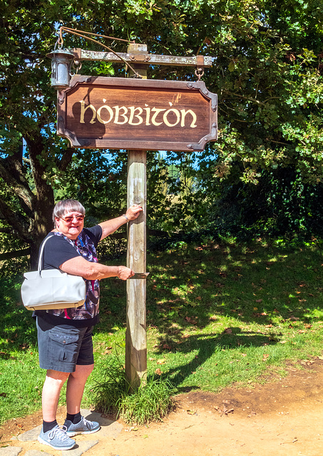 Hobbiton-1