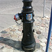 Ein einarmiger Hydrant mit Kette in Posen