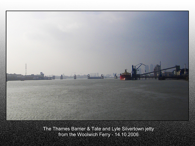 Thames Barrier & Silvertown jetty - London - 14.10.2006