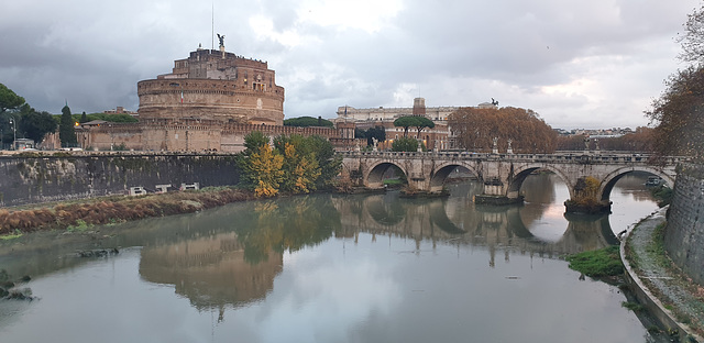 Sant'Angelo, Bridge and Castle