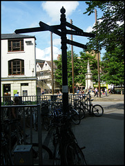 Bonn Square signpost