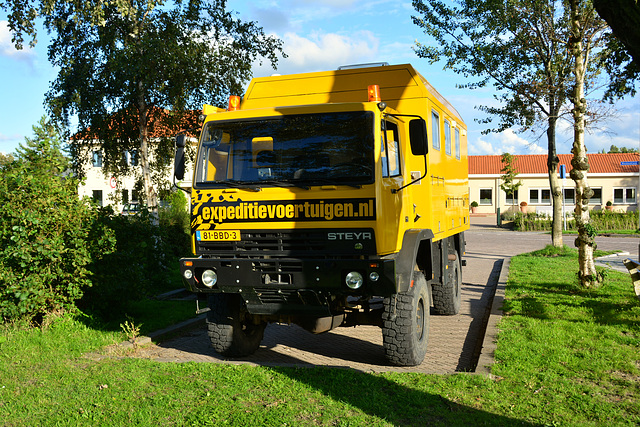 1986 Steyr-Daimler-Puch 12M18/4X4 OSW