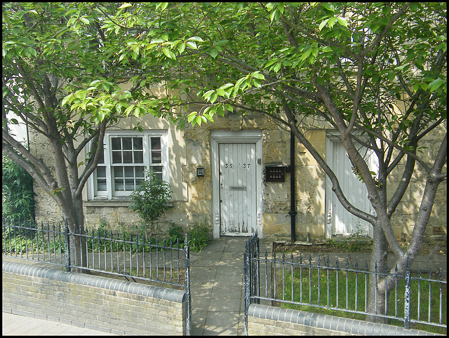 cottage on Cowley Road