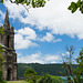 die Capela de Nossa Senhora das Vitórias am Lagoa das Furnas (© Buelipix)