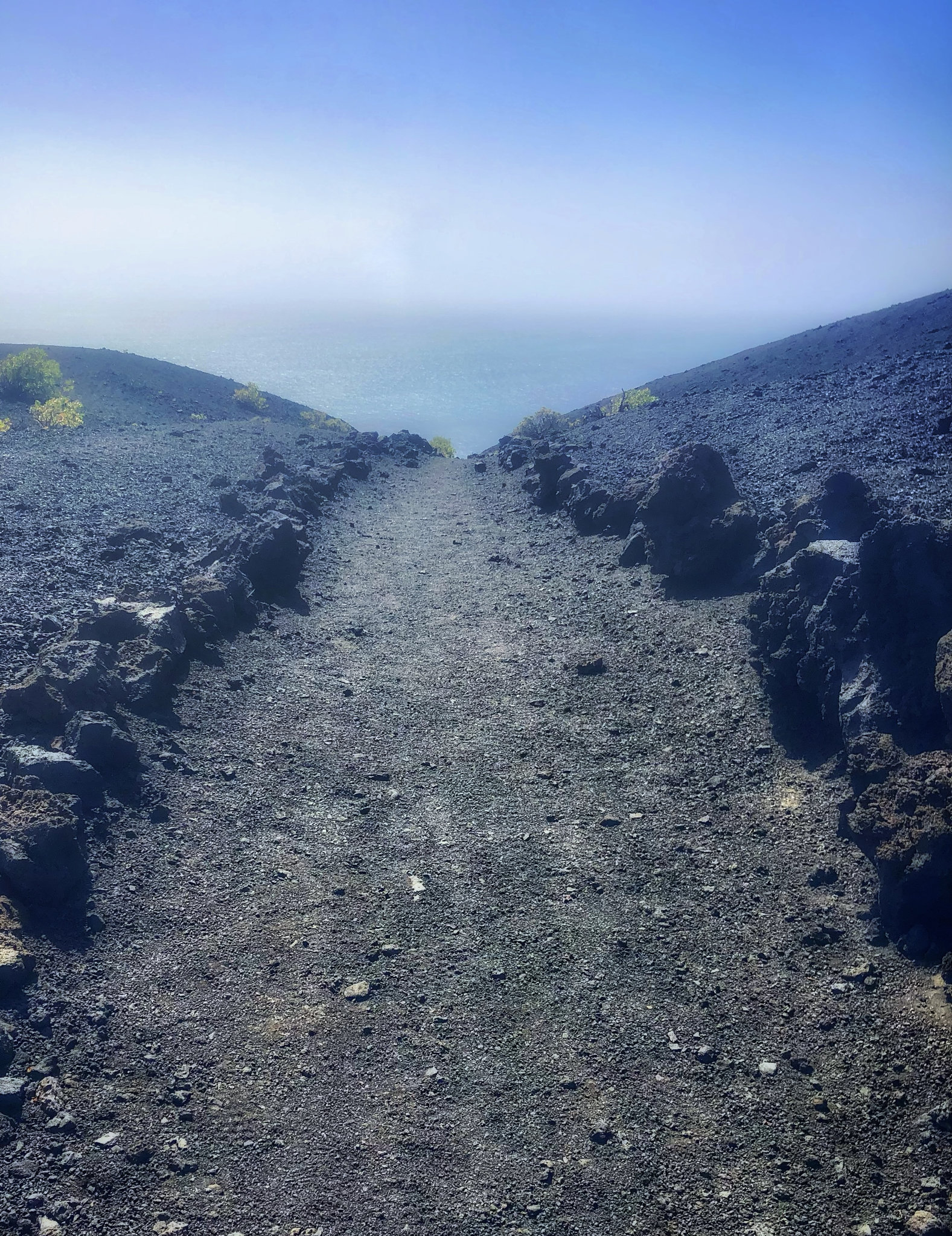 Der steinige Weg zum Meer