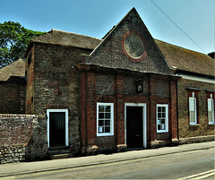 new romney assembly rooms, kent (3)school room on left of 1676 with c18 assembly rooms to the right