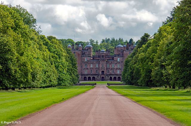 Drumlanrig Castle. Drumlanrig Castle.