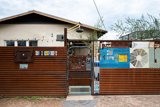 HFF at 112 W. University Ave., Tucson AZ USA  (DSC3569)