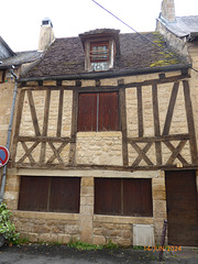 MONTIGNAC Dordogne 1/3