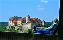 hBM....CP und die Burg zu Füßen