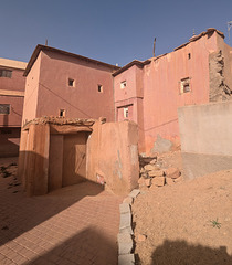 Architecture ombragée du sud marocain