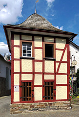 DE - Hönningen - Brunnenhaus