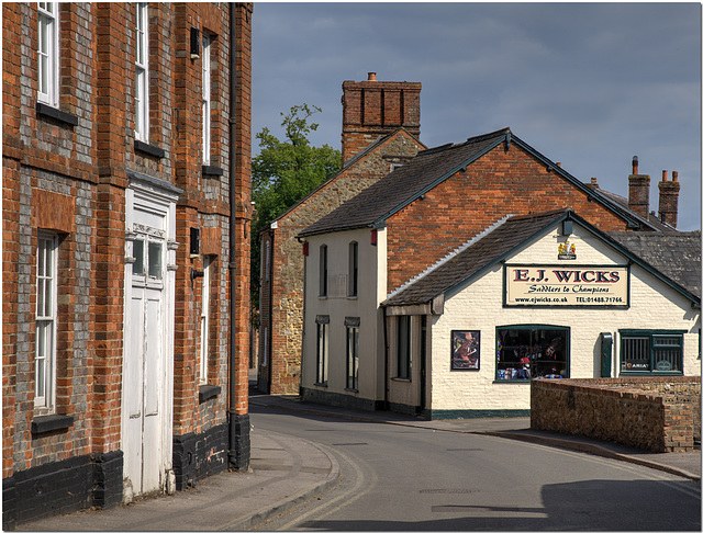 Newbury Street, Lambourn