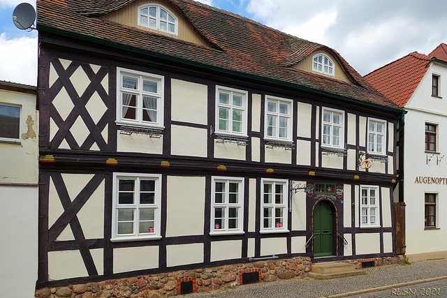 Tangermünder Haustüren (2)