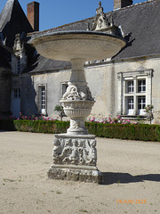 château de VILLESAVIN Loir et Cher 3/3 château de VILLESAVIN Loir et Cher 3/3