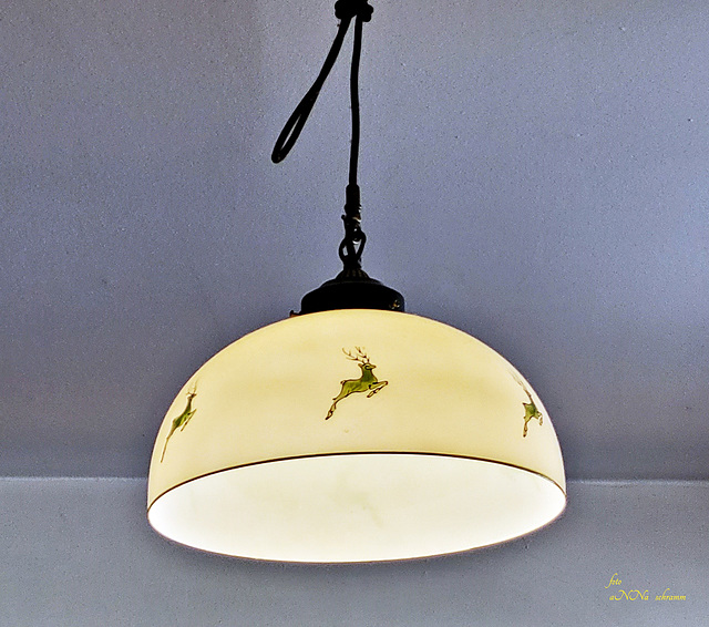 Lampe - der springende Hisch