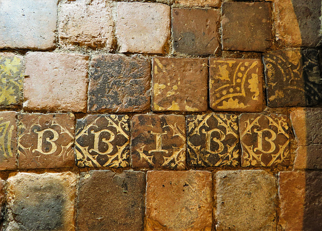 morley church, derbs ; c14 alphabet tiles