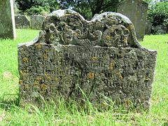 new romney church, kent (14)skulls on the c18 tombstone of the children of John jeffery +1729