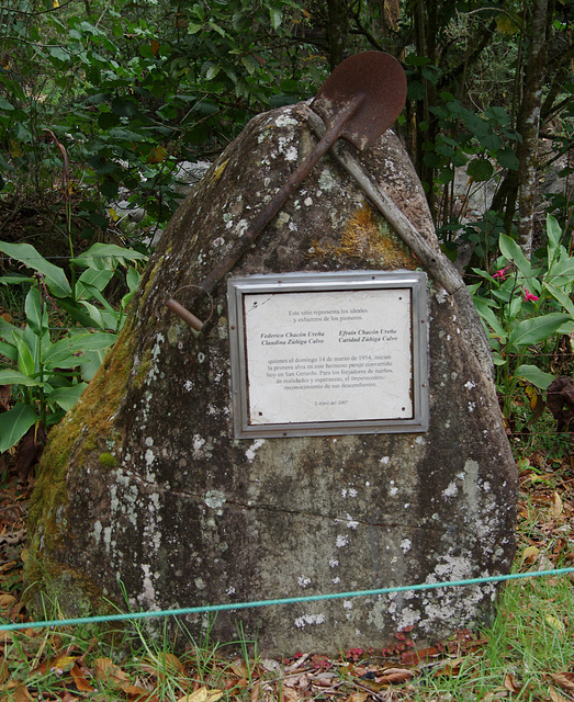 Memorial to the Chacón family, pioneers in this valley