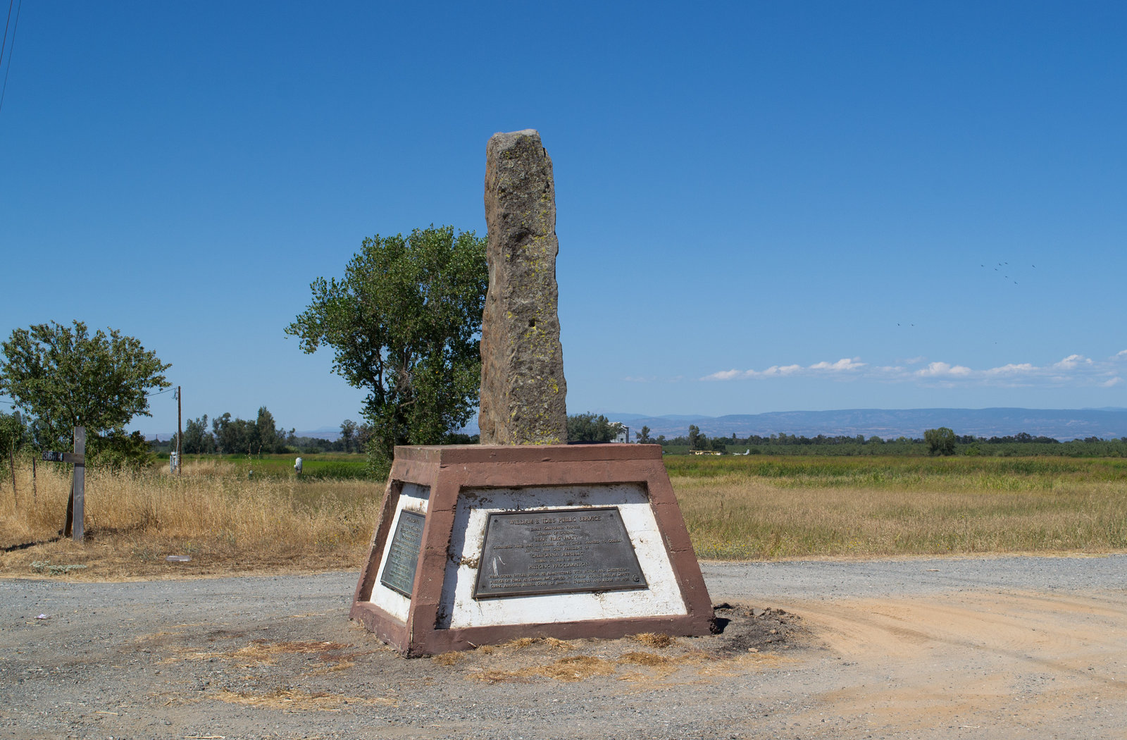 Colusa CA forgotten Ide memorial (#0071)