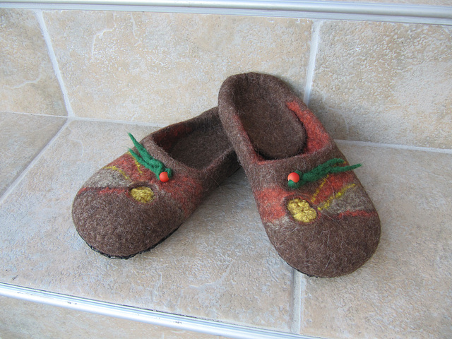 felt slippers