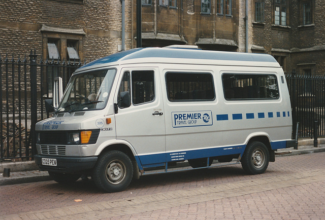 325 Premier Travel Services (Cambus Holdings) C325 PEW in Cmbridge - 8 Jun 1990