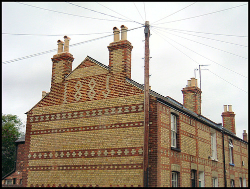 1885 polychromatic brickwork