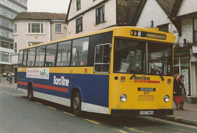 Boro’line Maidstone 207 (D207 MKK) in Maidstone – May 1988 (64-14) Boro’line Maidstone 207 (D207 MKK) in Maidstone – May 1988 (64-14)