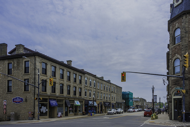 Fergus - St Andrew St W / St David St N (© Buelipix)