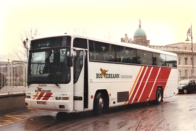 Bus Éireann VP2 (95D41602) at Bus Áras, Dublin - 11 May 1996 (311-15A)