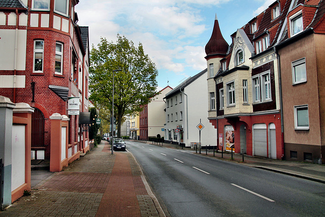 Harpener Hellweg (Bochum-Harpen) / 27.04.2024