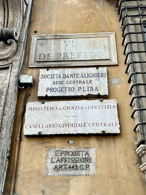 Rome 2025 – Signs