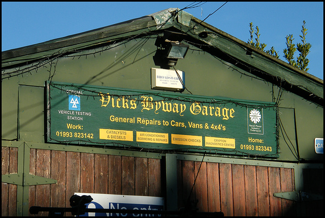 Vick's Byway Garage