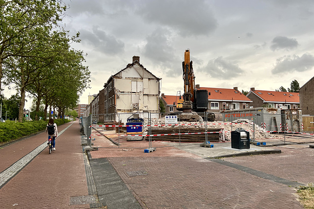 Demolition of houses on the Willem de Zwijgerlaan