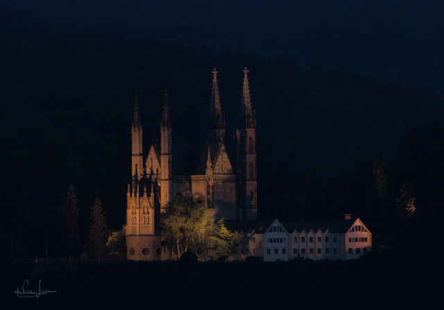 Beleuchtete Appolinariskirche