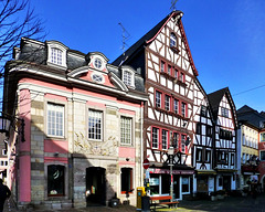 Stadtwache und Fachwerkhäuser in Ahrweiler