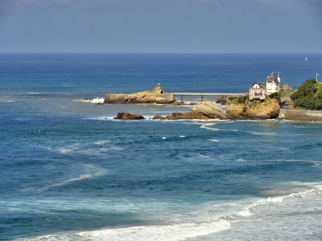 Biarritz, le rocher de la Vierge