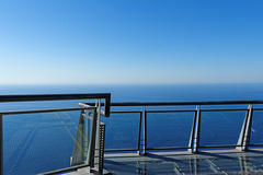 Aussichtsplattform mit Glasboden ... 580 Meter über dem Meeresspiegel (© Buelipix)