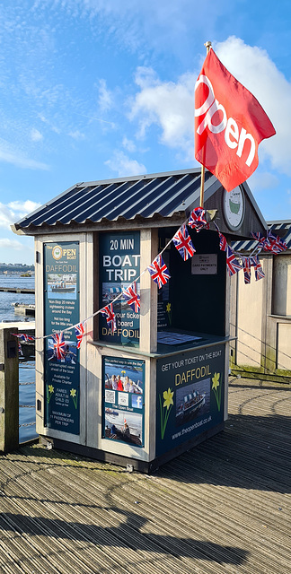 Patriotic kiosk