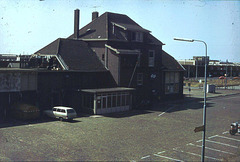 station ijmuiden in jaartal 1983, gesloten sinds 1999