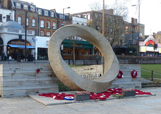 Islington Green War Memorial - 19 January 2015