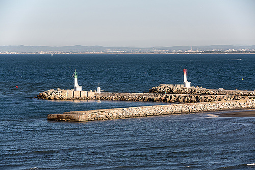 20150527 8264VRTw [R~F] Hafeneinfahrt, Le Grau du Roi, Frankreich Kopie