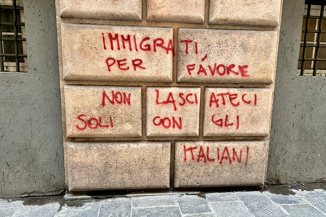 Genova 2025 – Immigrati per favore no lasciateci soli con gli Italiani