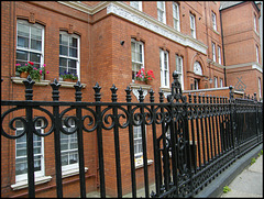 Guinness's railings