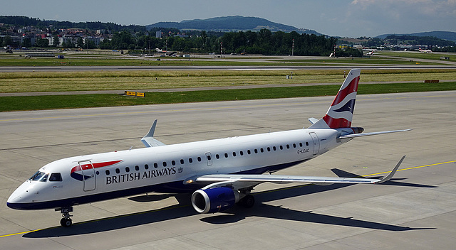 BA CityFlyer G-LCAC (Embraer 190/195 - MSN 513) nach der Landung in Zürich-Kloten