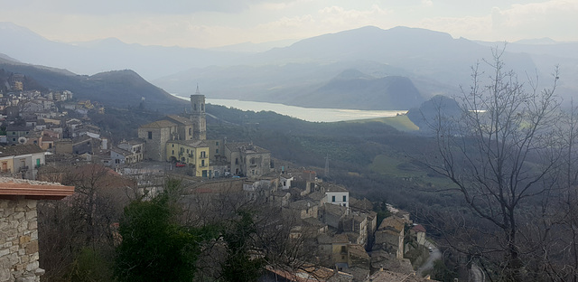 Bomba e Lago di Bomba